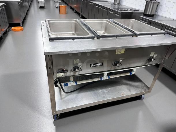 Vollrath ServeWell 3-Well Hot Food Table, electric, excellent condition, fully tested, features control knobs, stainless steel.