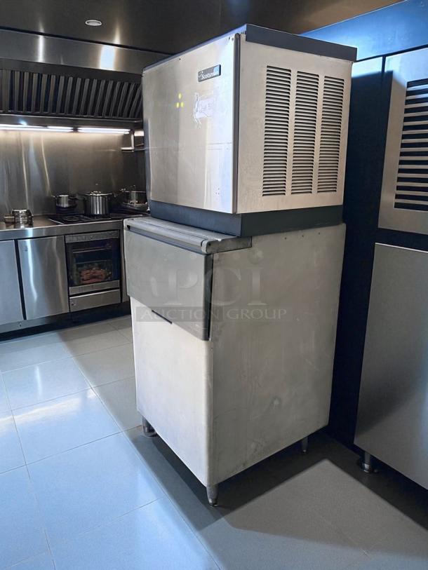 Scotsman CME1056AS 30" modular ice maker, excellent condition, air-cooled, tested and working, 208-230V power.