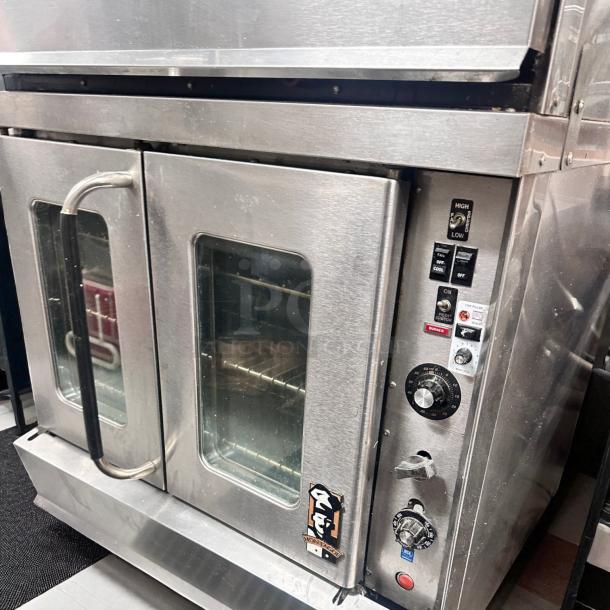 Southbend IFO Series double-deck convection oven in excellent condition, natural gas, fully tested and working, stainless steel.