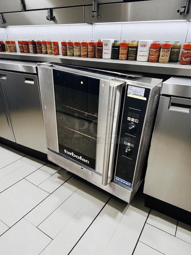 Moffat Turbofan E32D5 digital convection oven, 120V, excellent condition, fully tested, stainless steel exterior.