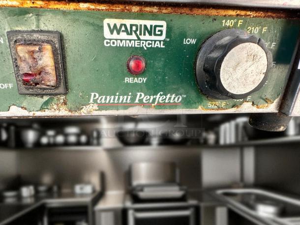 Waring Panini Perfetto panini press in working condition. Features temperature dial and ready indicator.