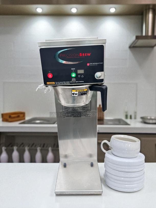 Grindmaster PrecisionBrew B-SAP automatic coffee brewer in excellent condition, 120V/208-240V, fully tested and working.