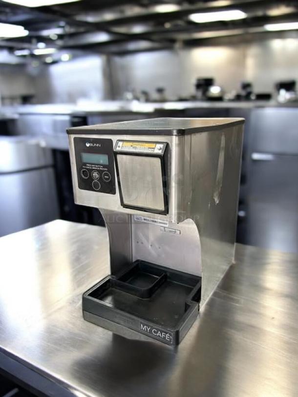Bunn 42300.0000 AP My Cafe Commercial Pod Brewer in excellent condition, fully tested and operational.