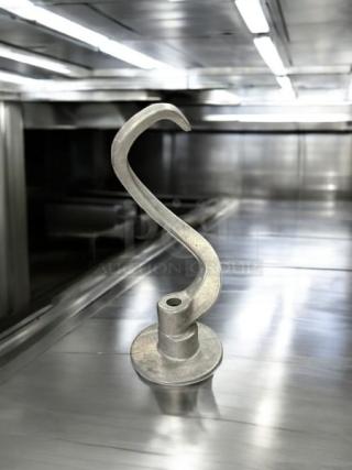 AE-10NA/02 Spiral Dough Hook for 10 Qt Planetary Mixer, perfect condition, fully tested, stainless steel.