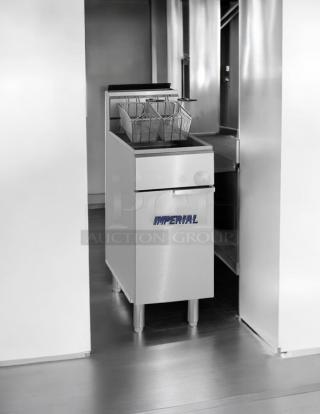 LIKE NEW Imperial IFS-40NG Natural Gas Fryer, 40 lb. capacity, 105,000 BTU, tested and working, stainless steel finish.