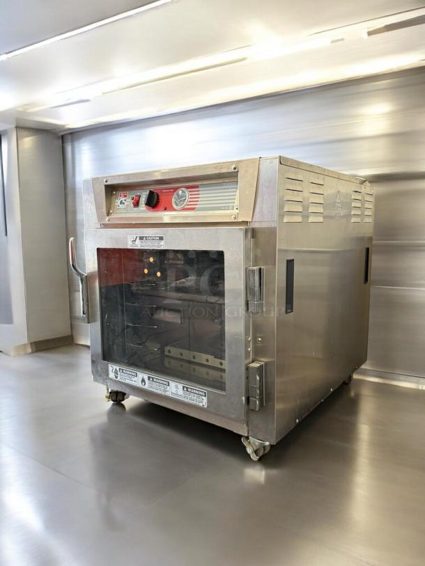 Metro C563L-SFC-L C5 heated holding cabinet, stainless steel, clear doors, 120V, under-counter, tested and working condition.