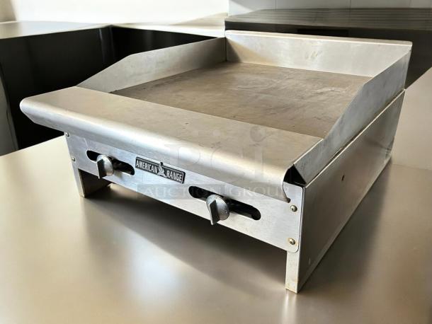 American Range ARSMG-24 24" countertop gas griddle in great condition, with manual controls, tested working.