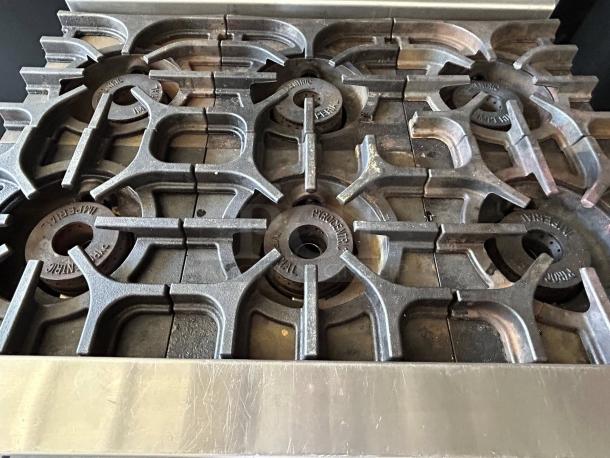 Imperial Range IR-6NG Pro Series 36" natural gas 6-burner range, tested and working, cast iron grates, durable condition.
