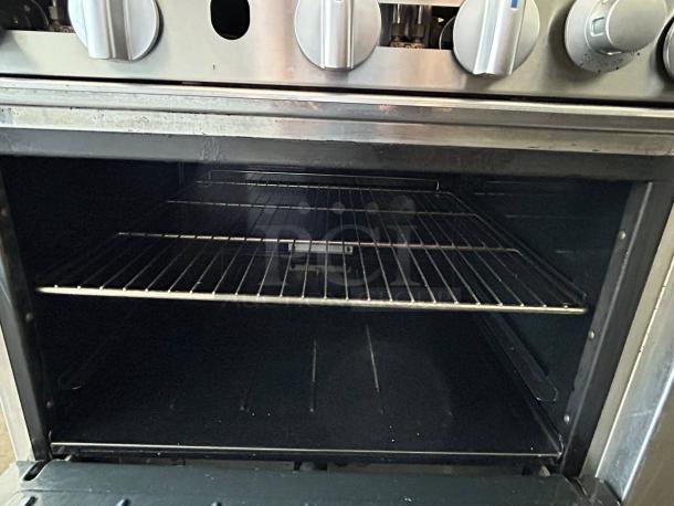 Imperial Range IR-6NG Pro Series 36" natural gas 6 burner range, features standard oven, tested and working condition.