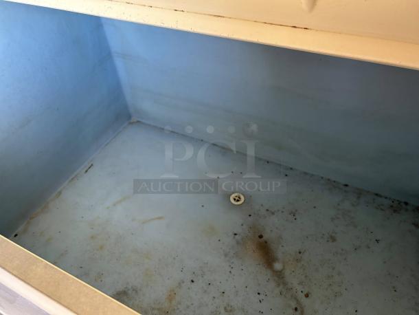 Hoshizaki Modular Ice Machine bin interior showing signs of use. Model KML, 1300 LB/day capacity, tested and working.