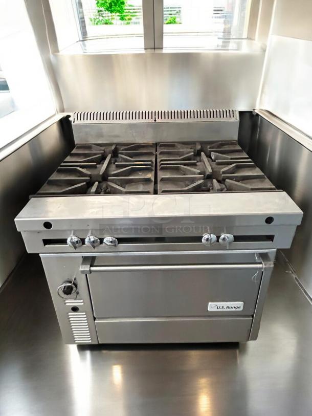 Garland M44R Master Series 4-burner range with standard oven, stainless steel, natural gas, 34", 180,000 BTU, tested and working.