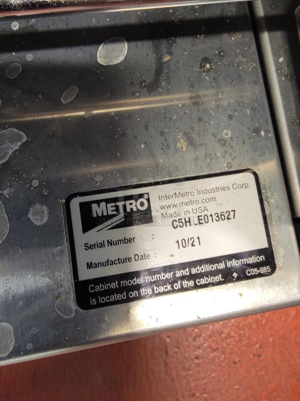 Metro C5 3 Series heated holding cabinet label. Model: C533-HLFS-U-GY. Manufacture Date: 10/21. Serial: C5HLE013627.