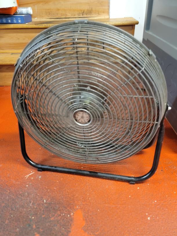 Lot of 8 assorted commercial/industrial fans; various sizes for ventilation. Good condition, includes metal floor fan shown.