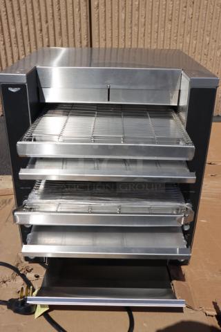 Brand new Vollrath JT4HC dual conveyor toaster, stainless steel, scratch & dent condition, energy-efficient design.