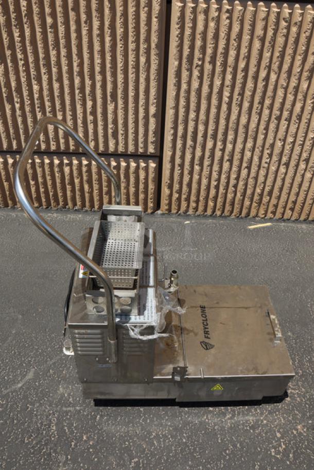 Fryclone 2590FM55 fryer oil filter machine, 55 lb. capacity, portable, 2-way pump, scratch & dent condition.