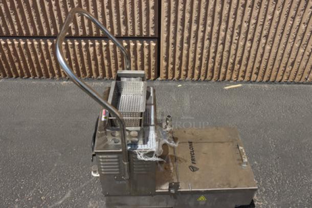 Fryclone 2590FM55 fryer oil filter machine, stainless steel, scratch & dent condition, with 2-way pump and handle.