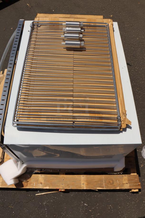 Brand new Avantco CO-46M countertop convection oven, full-size, with moisture injection, minor scratches, on pallet.