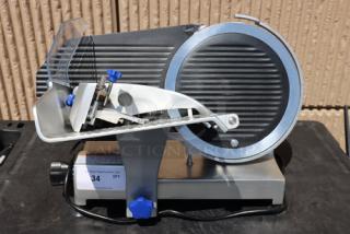 BRAND NEW SCRATCH-N-DENT! Vollrath 40951 12