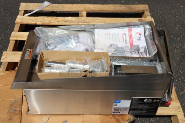 BRAND NEW Cooking Performance Group GT-CPG-15-NL 15" gas griddle, flame failure protection, thermostatic controls, 30,000 BTU.
