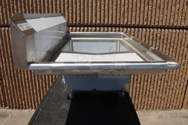 Brand new Steelton 522CS11818LT stainless steel commercial sink with minor dents. Features a left drainboard and 18" x 18" x 12" bowl.