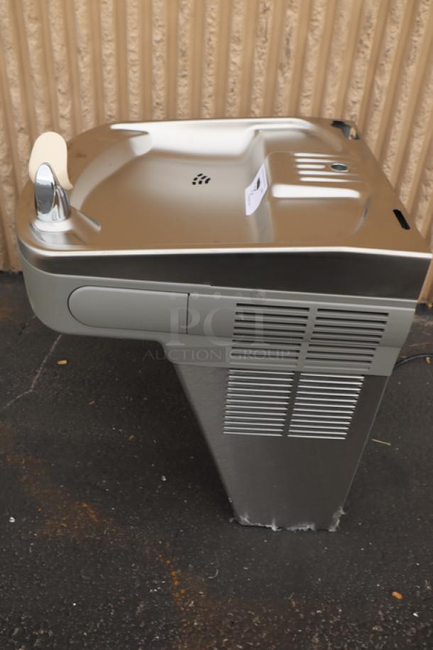 Zurn Elkay LZO8S stainless steel wall-mount drinking fountain, 8 GPH, hands-free, extra deep basin, small scratch, serial 241114877.