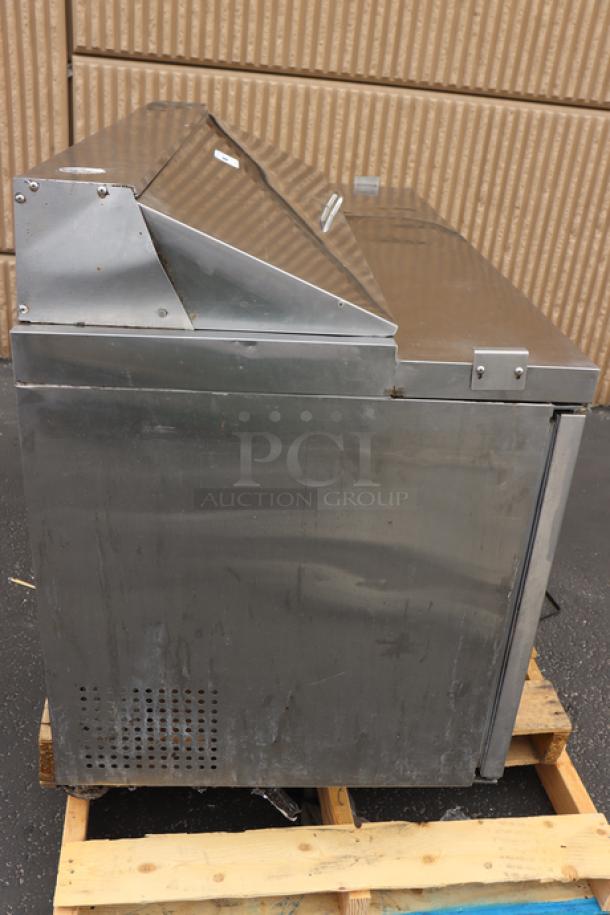 Avantco APT-60-HC 60" 2 Door Refrigerated Sandwich Prep Table, stainless steel, 115V, 5.4 Amps, used condition.