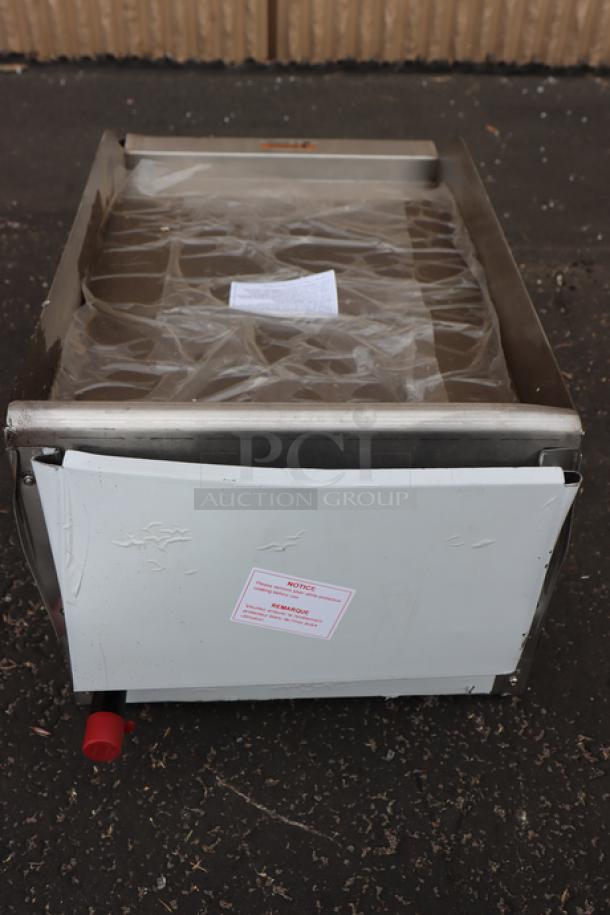 Brand new Globe GG15G gas griddle, 15" countertop, 30,000 BTU, visible scratches and dents, S/N: 16220910660.