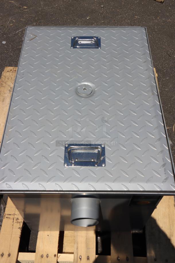 BRAND NEW Regency 600GT25 50 lb. 25 GPM grease trap, 3" non-threaded connections, minor scratches/dents, no packaging.