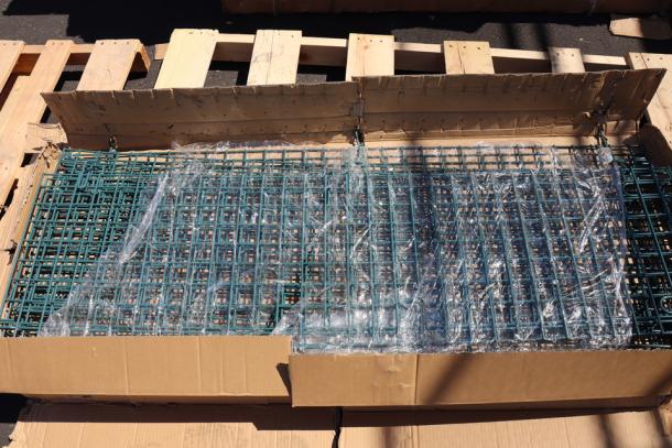 Regency 460EGSC2436 NSF Green Wire Security Cage, 24"x36"x61", new with damaged packaging, potential scratches/dents.