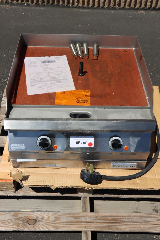 Garland ED-24G 24" electric griddle, new scratch-n-dent, 208V, 1 phase, 6.7 kW; leg mounts welds broken.