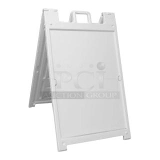 HIGH QUALITY!  Plasticade Signicade Deluxe 24" x 36" White Message Board 140-W