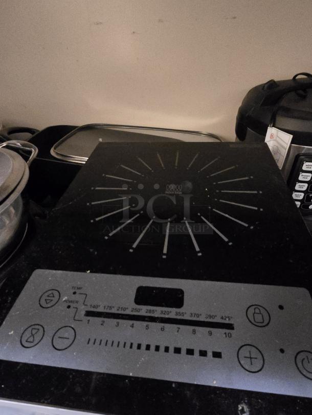Tramontina 81500/103 Induction Cooker . S/N: 03042016083010372 - Image 1 of 2