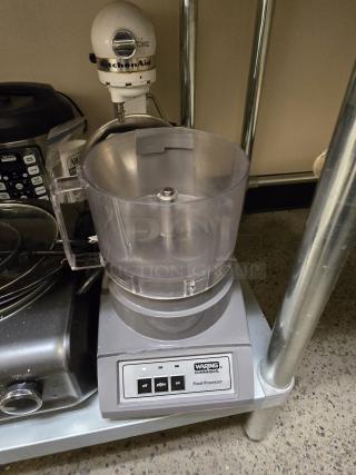 Waring Commercial Food Processor. IN PERFECT WORkING ORDER!!