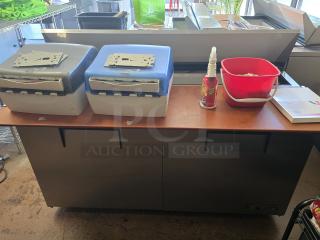 LIKE NEW! True TSSU-60-16 60 3/8" 2 Door Refrigerated Sandwich Prep Table, 115 Volts	6.5 Amps	1 Phase. WORKS PERFECT!! S/N:3752055