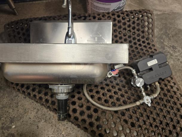 Advance Tabco 7-PS-61 hand sink with hands-free automatic faucet, complete set with all parts, excellent condition.