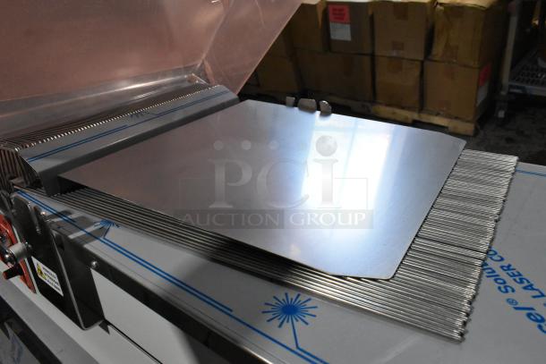 BRAND NEW SCRATCH AND DENT! Pavoni LIRA/E110V Lira Semi-Automatic Dessert Slicer. 110 Volts, 1 Phase. - Image 4 of 7
