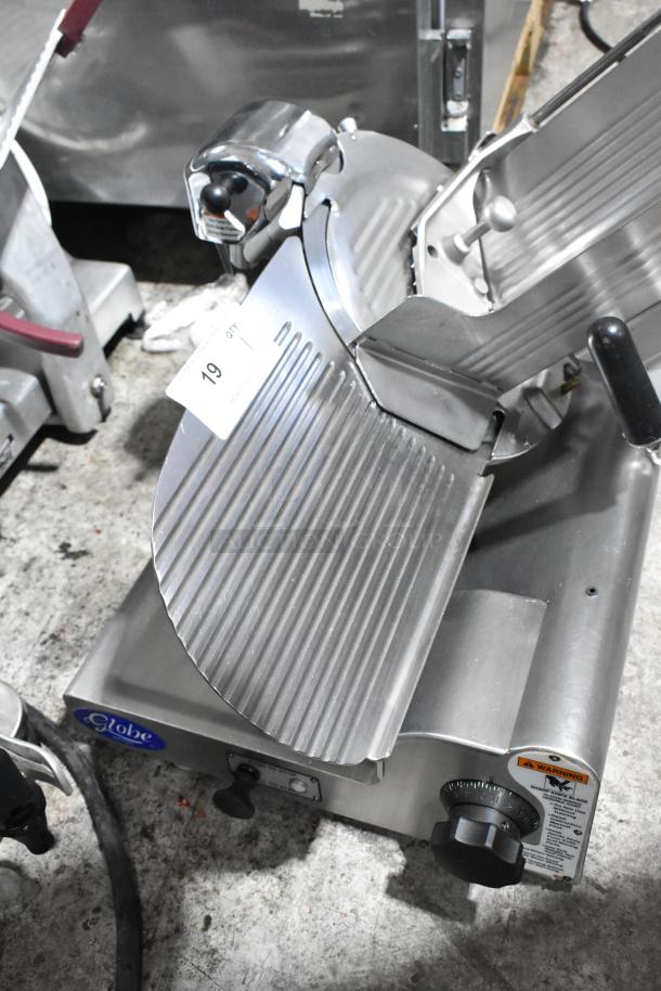 Globe Stainless Steel Commercial Countertop Meat Slicer w/ Blade Sharpener. 115 Volts, 1 Phase. - Image 3 of 8