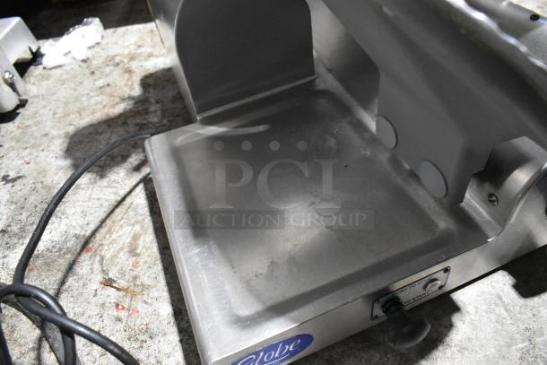 Globe Stainless Steel Commercial Countertop Meat Slicer w/ Blade Sharpener. 115 Volts, 1 Phase. - Image 6 of 8