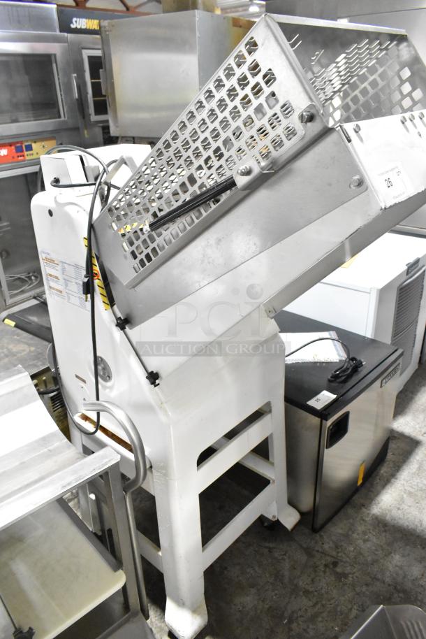 Oliver 797-32NC Metal Commercial Floor Style Bread Loaf Slicer w/ Pro Guard Artisan Bread Safety Chute. 115 Volts, 1 Phase. - Image 2 of 8