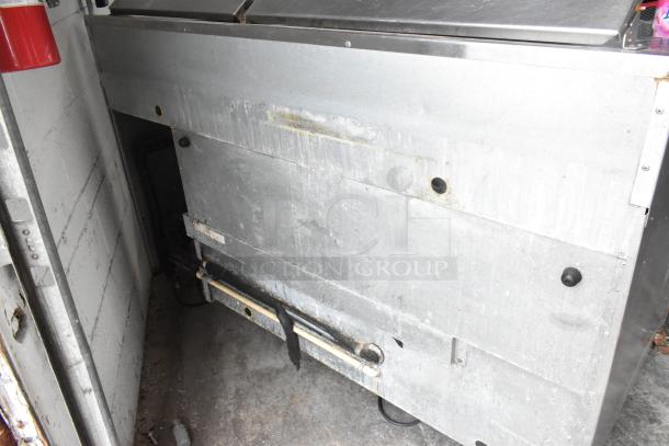 Delfield 18660PTB Stainless Steel Commercial Pizza Prep Table on Commercial Casters. 115 Volts, 1 Phase. - Image 6 of 11