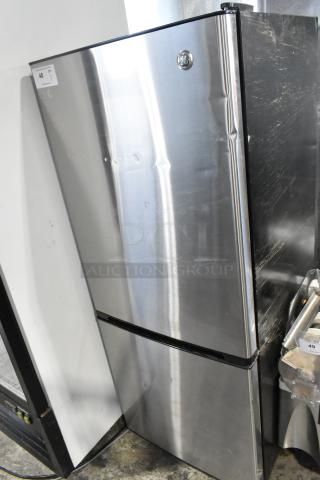 General Electric GE GBE10ESJASB Stainless Steel Cooler w/ Freezer. 115 Volts, 1 Phase.