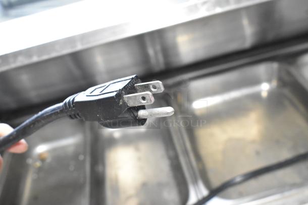 Kalifon KSR-72B Stainless Steel Commercial Sandwich Salad Prep Table Bain Marie Mega Top on Commercial Casters. 115 Volts, 1 Phase. - Image 9 of 9