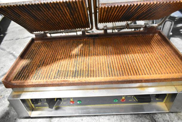 Sodir Stainless Steel Commercial Countertop Double Panini Press. 220 Volts, 1 Phase. - Image 2 of 4