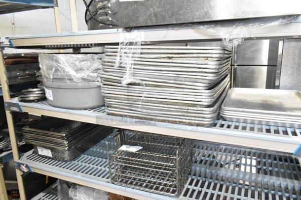 ALL ONE MONEY! Tier Lot of Various Items Including Metal Baking Pans. - Image 1 of 3