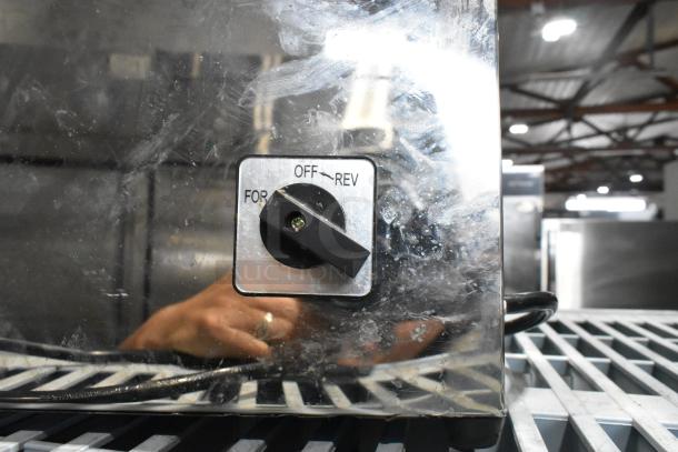 Vevor XZ-12A Stainless Steel Commercial Countertop Meat Grinder. 110 Volts, 1 Phase. - Image 3 of 4