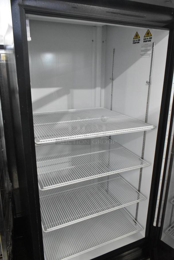 Criotec CFX-26 Metal Commercial Single Door Reach In Cooler Merchandiser. 115 Volts, 1 Phase. - Image 3 of 5
