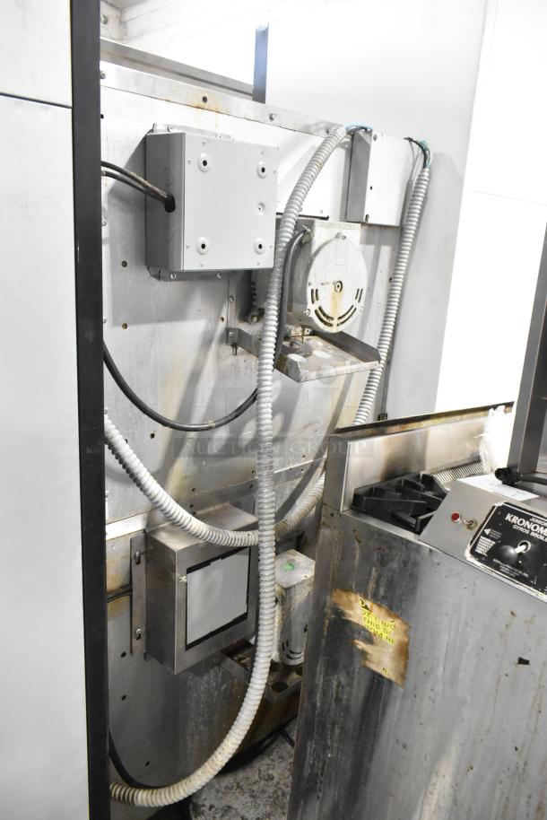 2 Southbend SilverStar stainless steel convection ovens with view-through doors, metal racks, thermostatic controls.