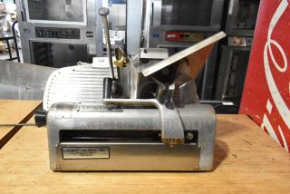 Hobart 16125 Stainless Steel Commercial Countertop Meat Slicer. 115 Volts, 1 Phase. - Item #1195012