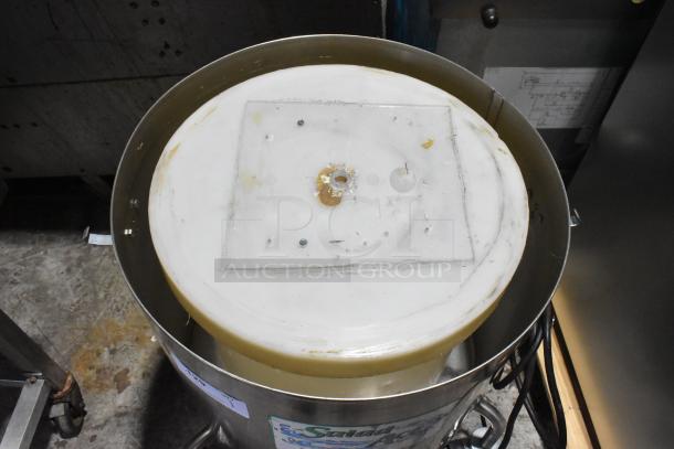 Delfield SALD-1 Stainless Steel Lettuce Spinner Salad Spinner on Commercial Casters. 115 Volts, 1 Phase. - Image 5 of 6