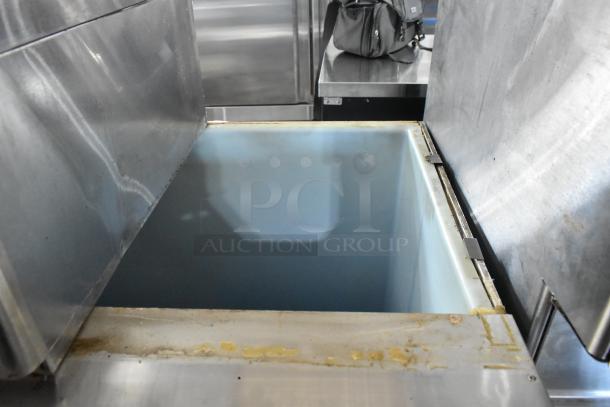 Hoshizaki Stainless Steel Commercial Ice Head on Commercial Ice Bin. 125/250 Volts, 3 Phase. - Image 5 of 15